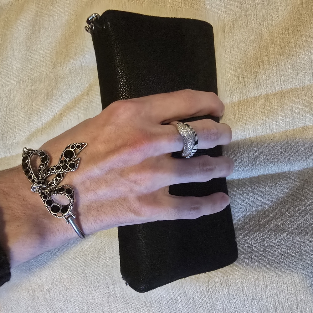 SET OF 2 -MARC JACOBS  silver rhinestone flower Wrist Bracelet & Leopard Ring 8 - Picture 4 of 11